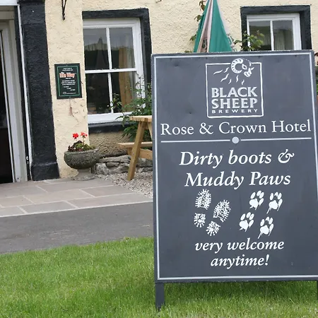 Oyo Rose & Crown Hotel 2*