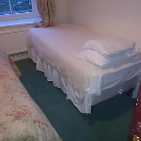 Hotel Oyo Rose & Crown Bainbridge