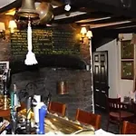 Oyo Rose & Crown 2* Bainbridge