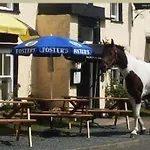 فندق Oyo Rose & Crown Bainbridge
