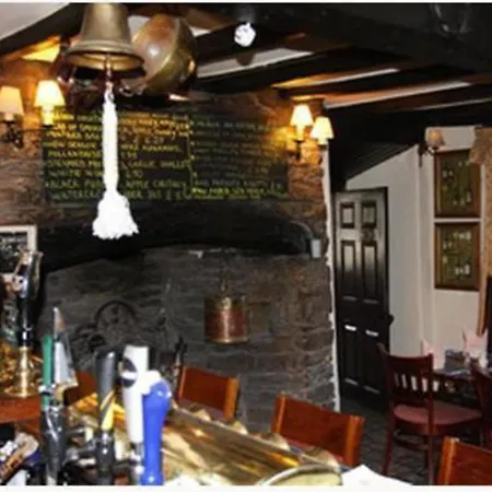 فندق Oyo Rose & Crown