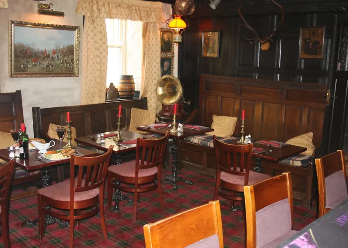 Oyo Rose & Crown Hotel 2*