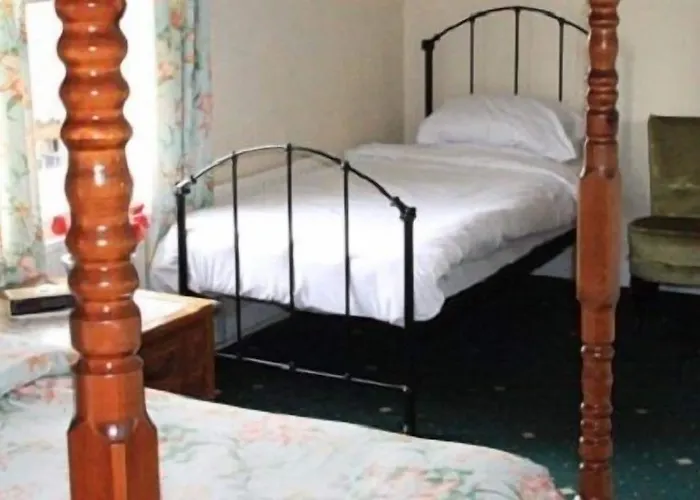 Oyo Rose & Crown Hotel Bainbridge