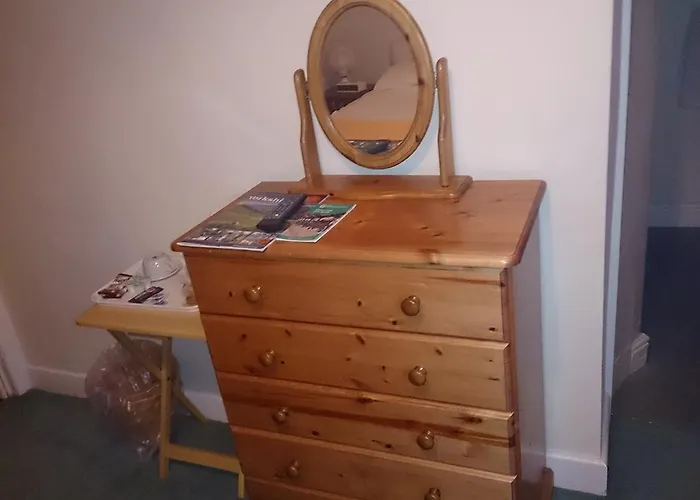 Oyo Rose & Crown Hotel Bainbridge