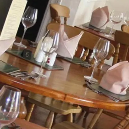 Oyo Rose & Crown Hotel 2* Bainbridge