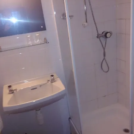 Oyo Rose & Crown Hotel Hotel Bainbridge