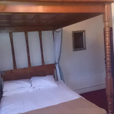 Hotel Oyo Rose & Crown Hotel Bainbridge