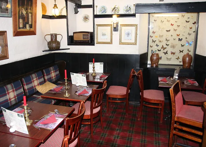 Oyo Rose & Crown 酒店