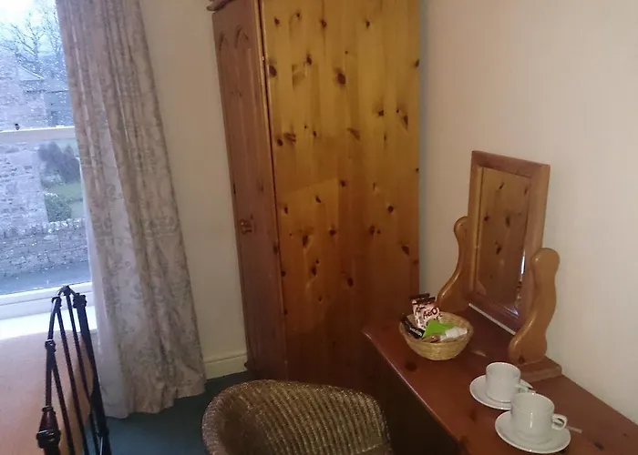 酒店 Oyo Rose & Crown 2*